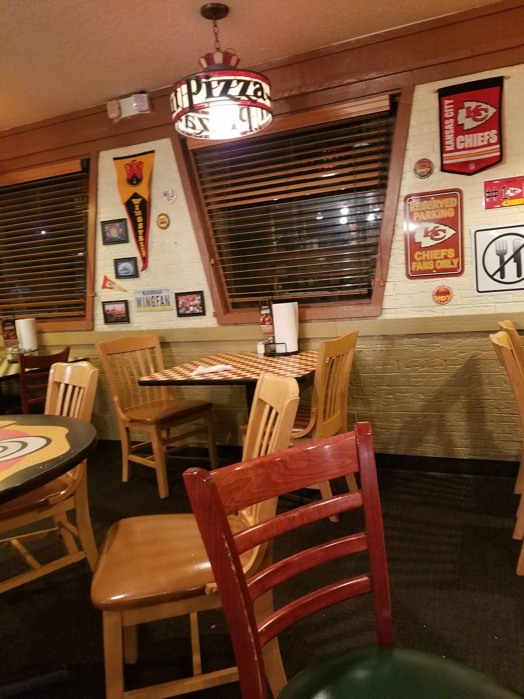 Pizza Hut | meal delivery | 2815 S 47th St, Kansas City, KS 66106, USA | 9132621851 OR +1 913-262-1851