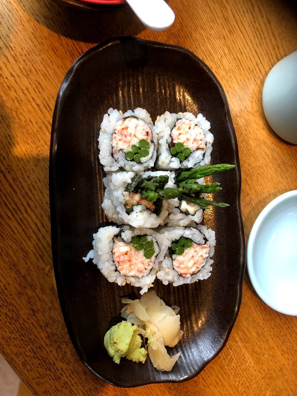 Shinano Sushi Bar & Japanese Cuisine | restaurant | 28500 Miles Rd, Cleveland, OH 44139, USA | 4404981614 OR +1 440-498-1614