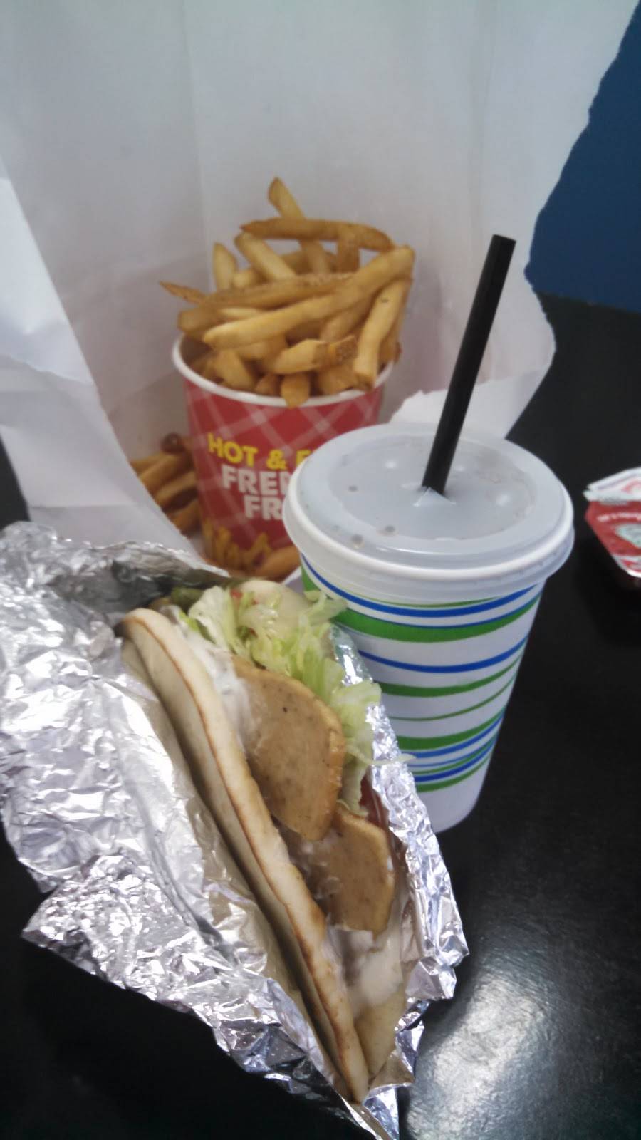 Twin Kiss | restaurant | 6337, 6500 Marvin Ave, Sykesville, MD 21784, USA | 4107956386 OR +1 410-795-6386