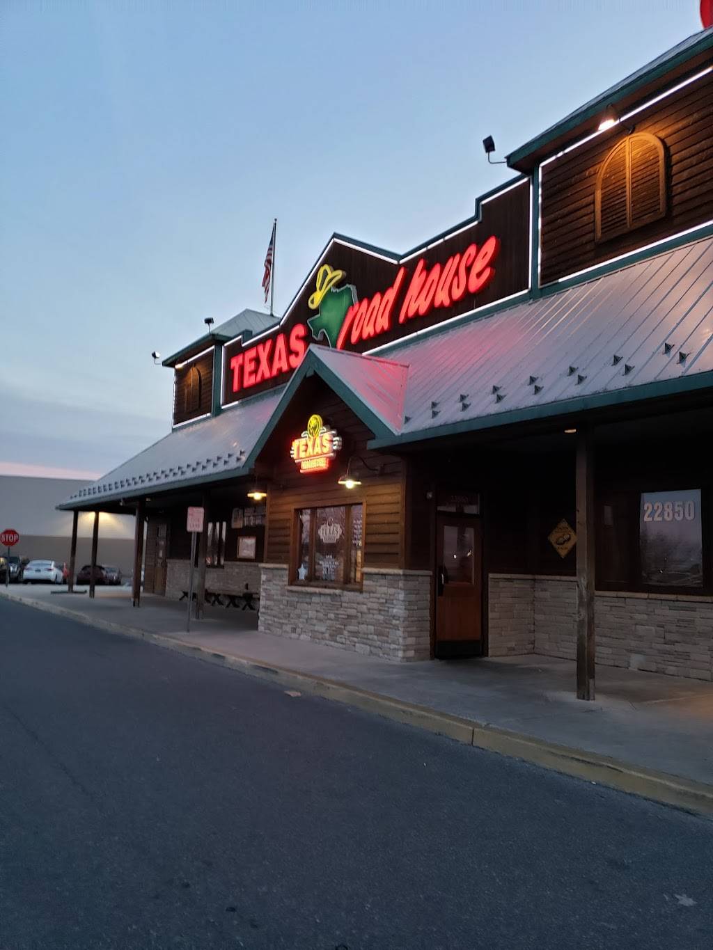 Texas Roadhouse | restaurant | 22850 Sussex Hwy, Seaford, DE 19973, USA | 3025367376 OR +1 302-536-7376