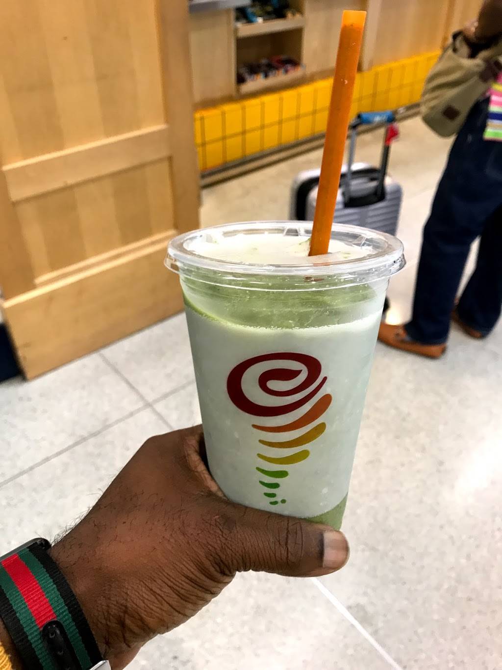 Jamba Juice Charlotte/Douglas Intl Airport | restaurant | 5501 Josh Birmingham Pkwy Concourse D, Charlotte, NC 28219, USA | 7043599572 OR +1 704-359-9572