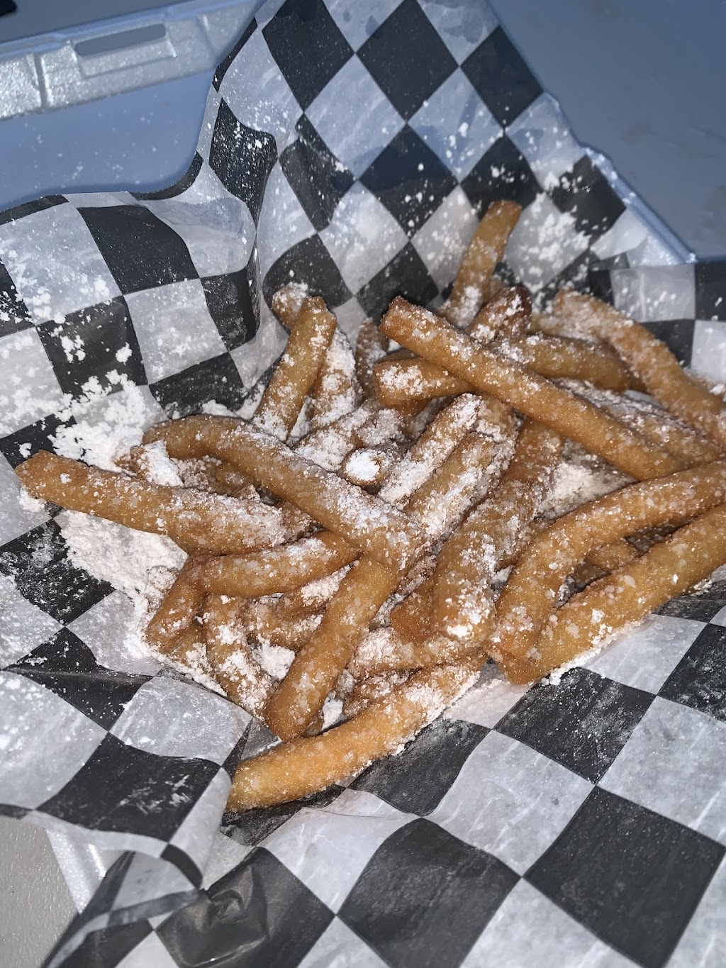 Halftime Indy | restaurant | 4056 N Arlington Ave, Indianapolis, IN 46226, USA | 3179830005 OR +1 317-983-0005