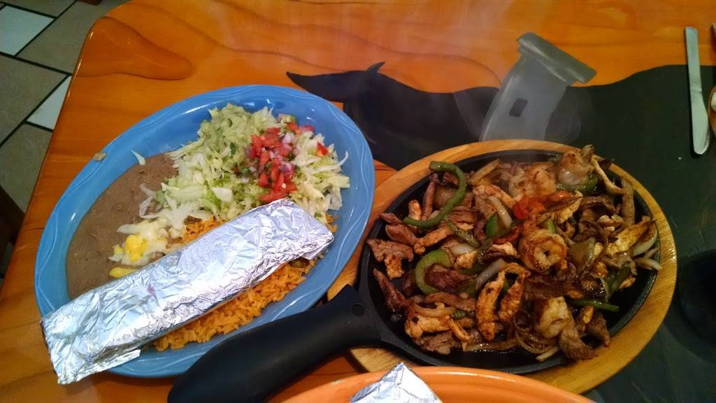 Los Bandidos | restaurant | 7331 Highway Fifty Eight, Clarksville, VA 23927, USA | 4343742707 OR +1 434-374-2707