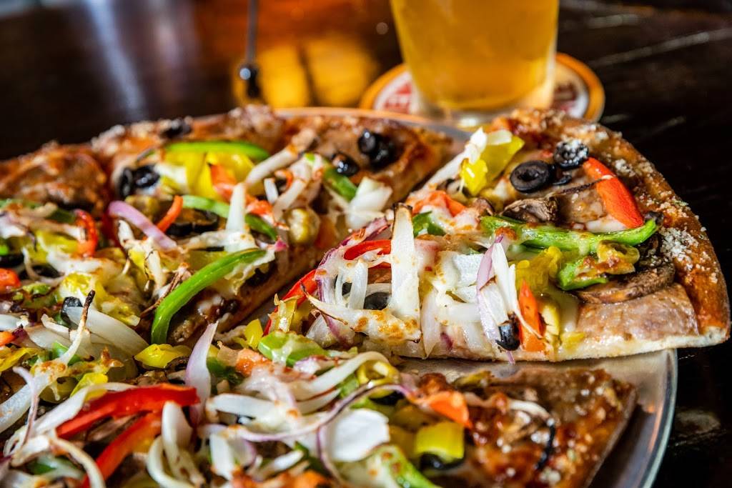 Basil Pizza & Bar | night club | 1101 Dunston Ave, Birmingham, AL 35213, USA | 2052244465 OR +1 205-224-4465