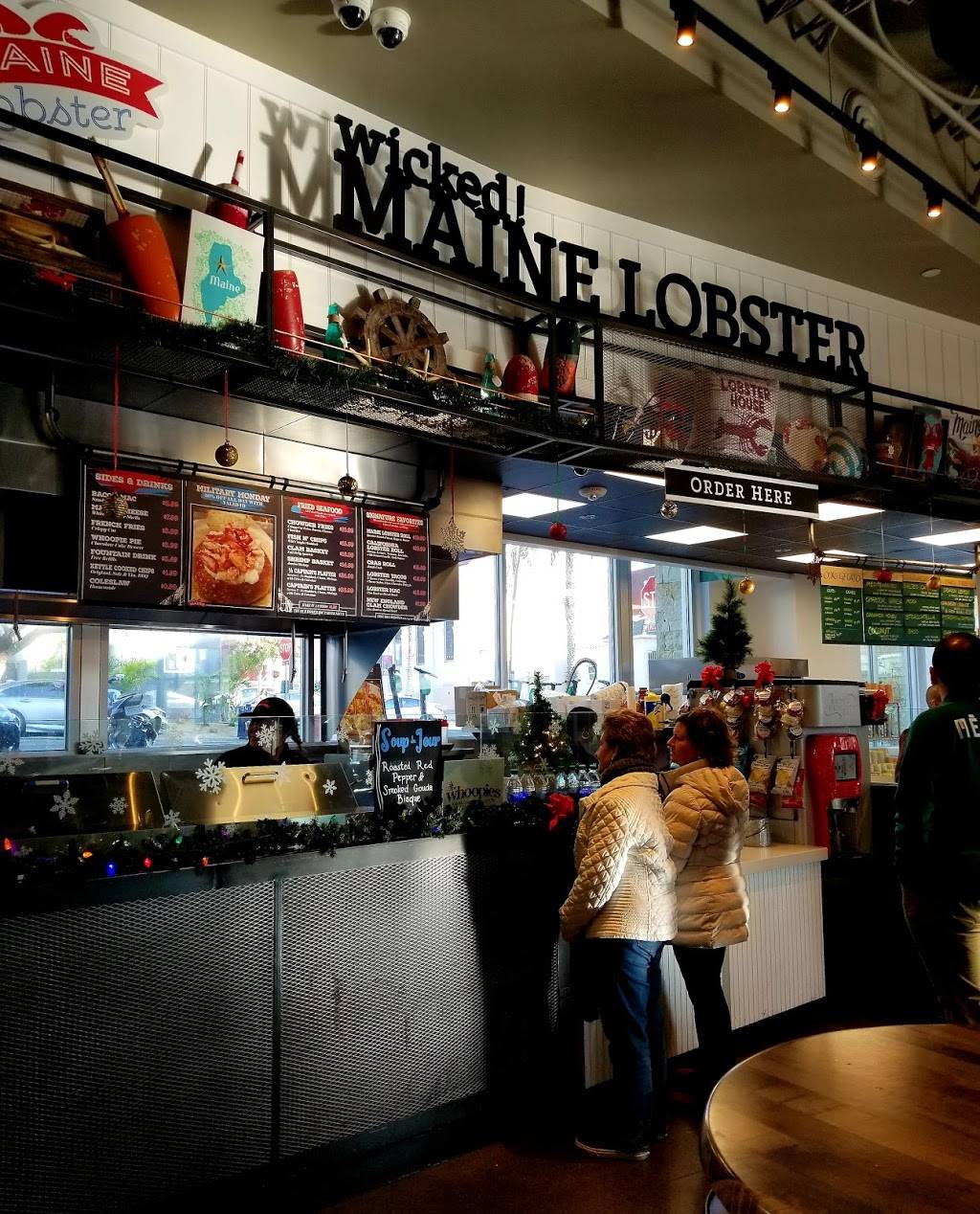 Wicked Maine Lobster | restaurant | 550 W Date St, San Diego, CA 92101, USA | 6198887339 OR +1 619-888-7339