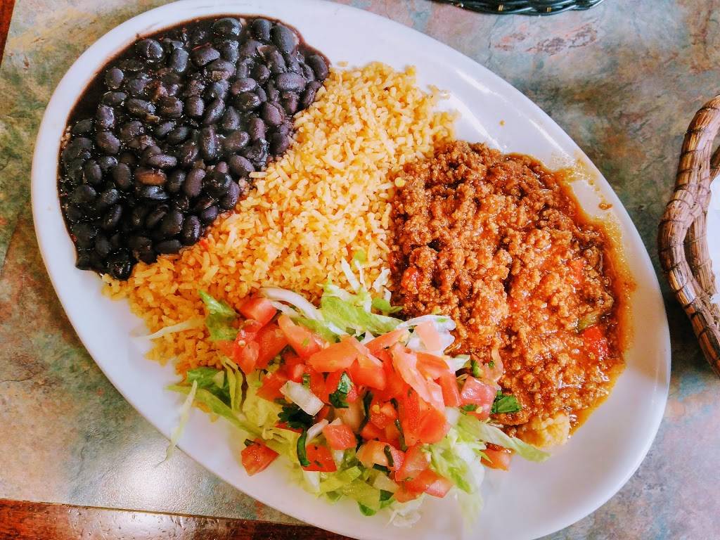 Castros | restaurant | 511 Myrtle Ave, Brooklyn, NY 11205, USA | 7183981459 OR +1 718-398-1459