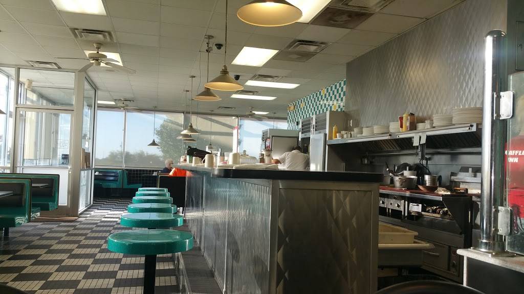 Waffle Inn Restaurant | restaurant | 3820 E Main St, Blytheville, AR 72315, USA | 8707628001 OR +1 870-762-8001