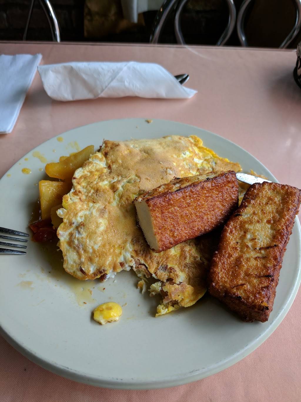 El Nuevo Carribeño | restaurant | 1675 Lexington Ave, New York, NY 10029, USA | 2128313906 OR +1 212-831-3906