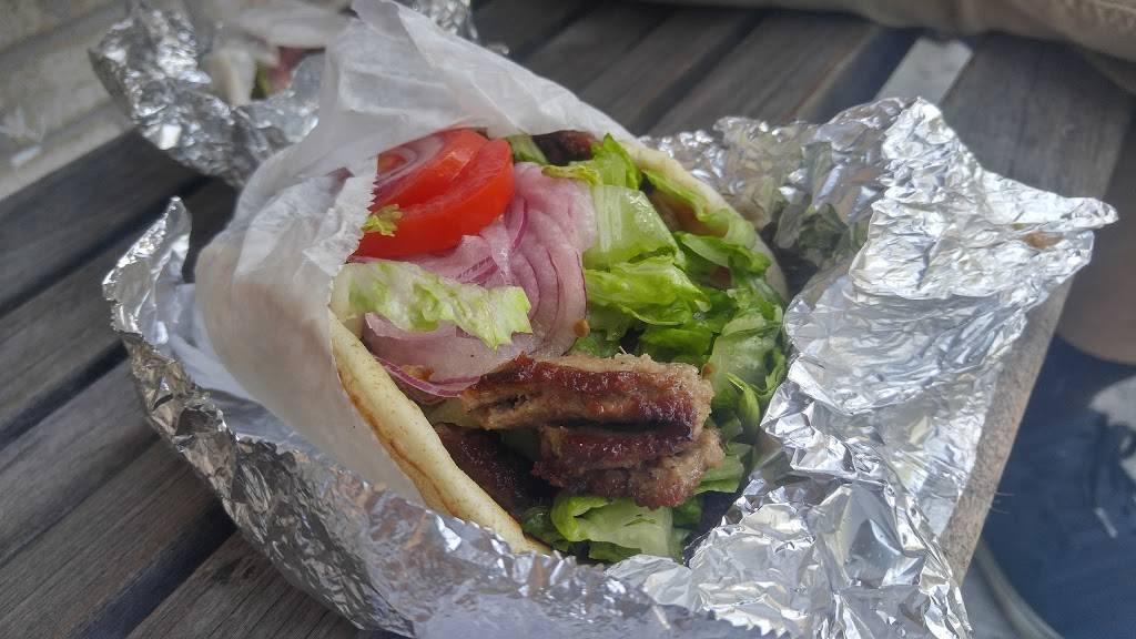 Grecian Corner Cafe | restaurant | 88 Broadway, Greenlawn, NY 11740, USA | 6317577202 OR +1 631-757-7202