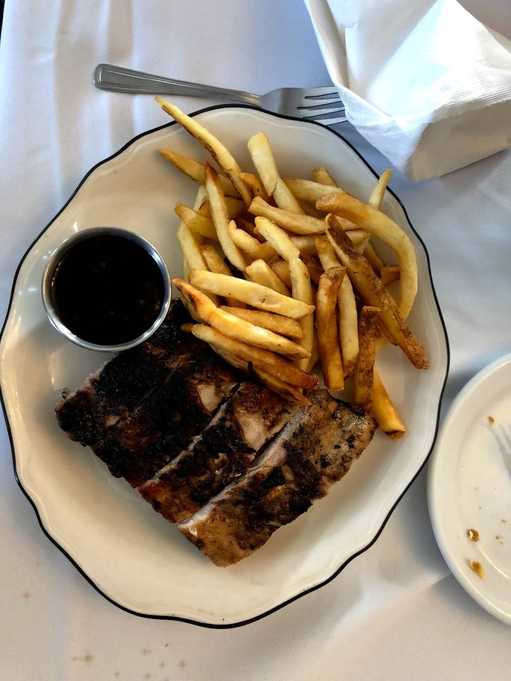 Stevens Bar-B-Q Restaurant | restaurant | 195 Toronto St S, Markdale, ON N0C 1H0, Canada | 5199862303 OR +1 519-986-2303