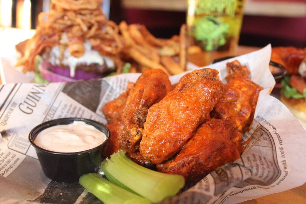 Hilltown Tavern Fairmount | restaurant | 795 N 24th St, Philadelphia, PA 19130, USA | 2675199580 OR +1 267-519-9580