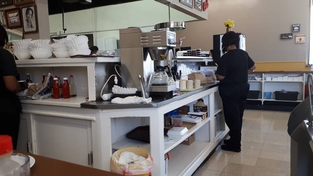 Jacks Family Kitchen | restaurant | 3965 S Western Ave, Los Angeles, CA 90062, USA | 3232965215 OR +1 323-296-5215