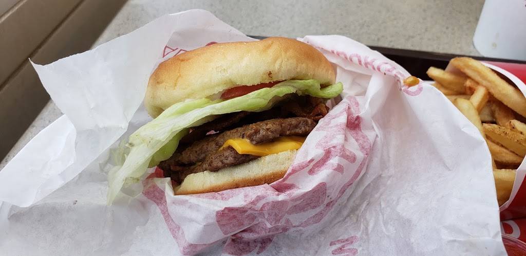 Wendys | restaurant | 199 Hempstead Turnpike, Elmont, NY 11003, USA | 5163546080 OR +1 516-354-6080