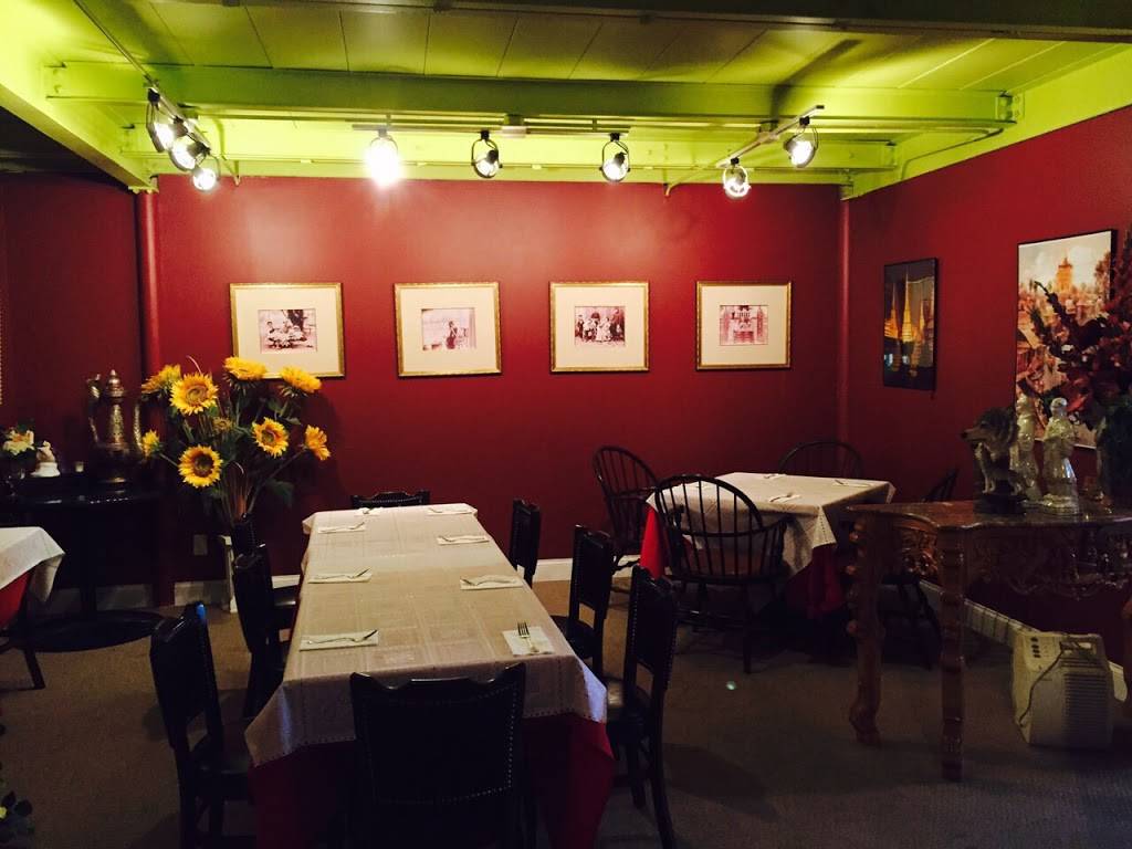 Tuppee Tong Thai Restaurant | restaurant | 310 W Main St, Muncie, IN 47305, USA | 7652843101 OR +1 765-284-3101