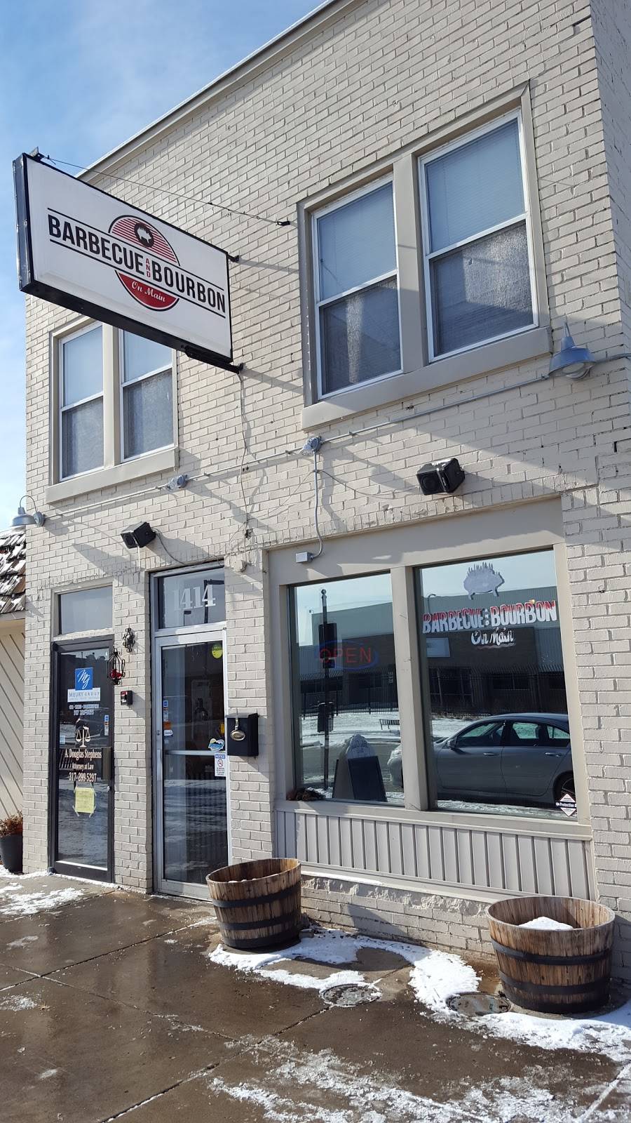 Barbecue and Bourbon | restaurant | 1414 N Main St, Speedway, IN 46224, USA | 3172416940 OR +1 317-241-6940