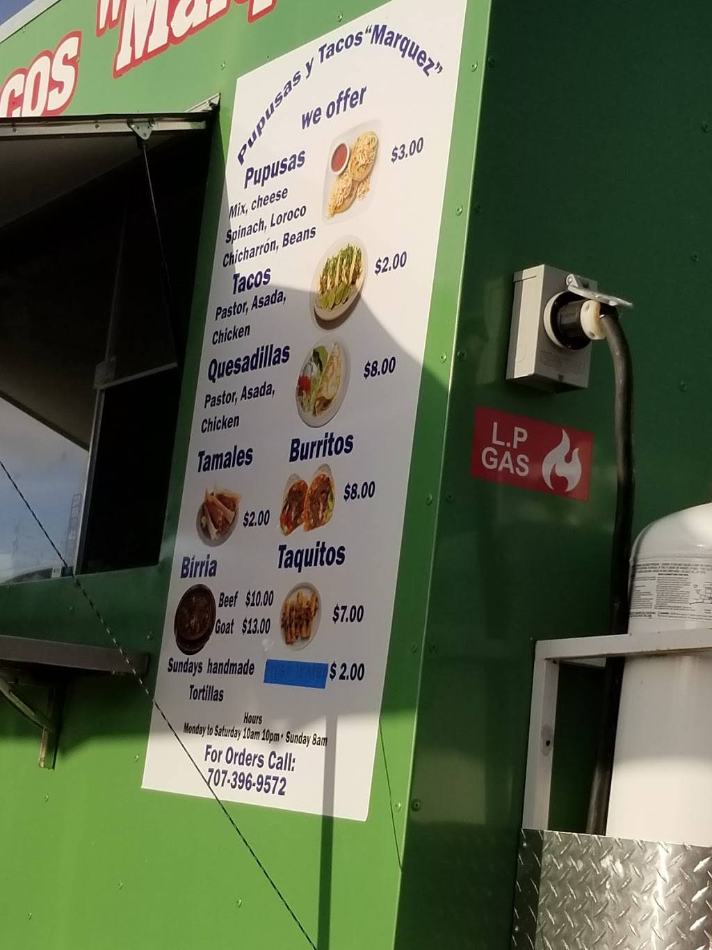 Pupusas Y Tacos Marquez | restaurant | 1810 Sebastopol Rd, Santa Rosa, CA 95407, USA | 7073969572 OR +1 707-396-9572