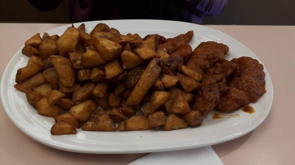 Friendlys | restaurant | 130 Rubber Ave, Naugatuck, CT 06770, USA | 2037296394 OR +1 203-729-6394