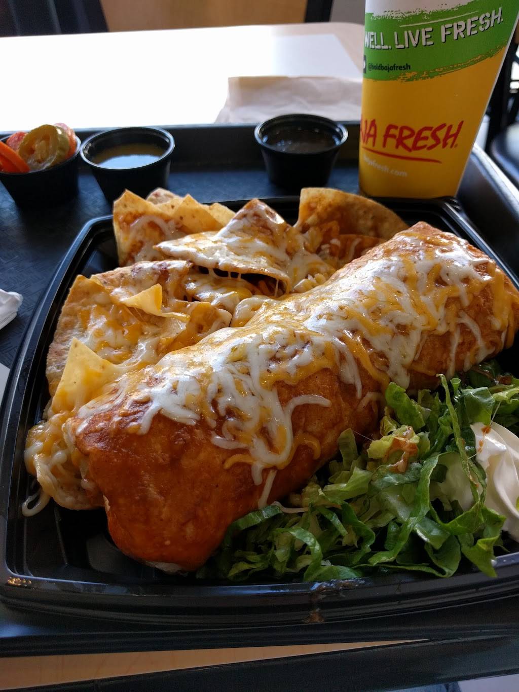 Baja Fresh | restaurant | 6922 Hollywood Blvd Ste 106, Los Angeles, CA 90028, USA | 3234674620 OR +1 323-467-4620