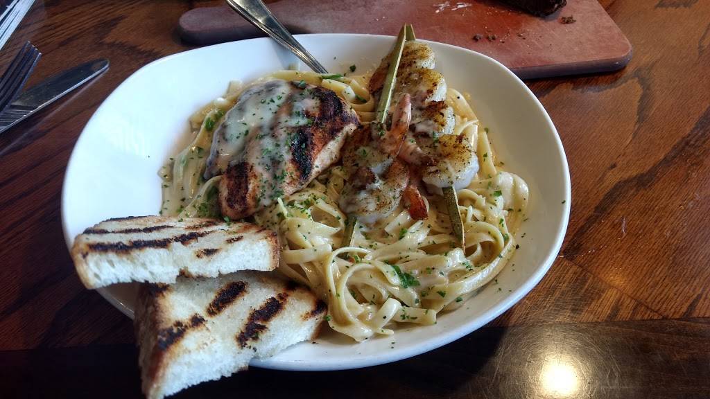 Outback Steakhouse | restaurant | 10443 E Costilla Ave, Centennial, CO 80112, USA | 3037922903 OR +1 303-792-2903