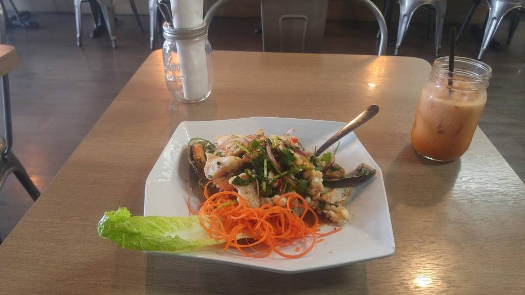 Little Buddha Thai Kitchen | restaurant | 6237 Pats Ranch Road Suite E, Mira Loma, CA 91752, USA | 9514327293 OR +1 951-432-7293