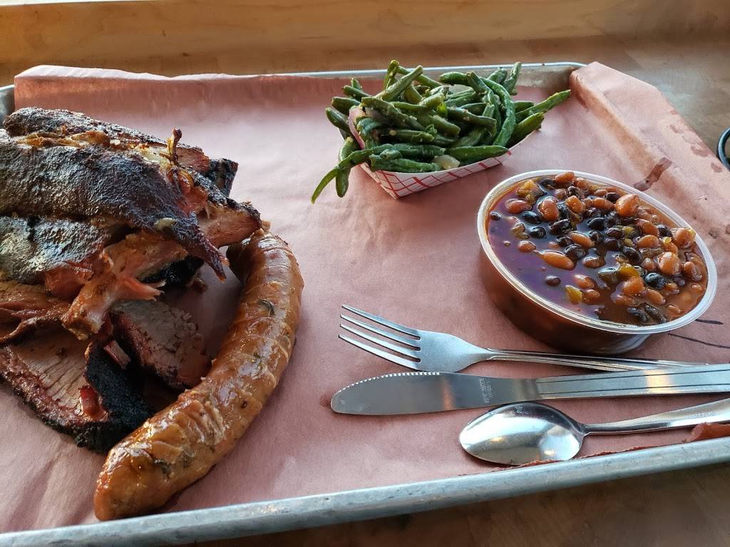 Sugarfire Smoke House | restaurant | 3150 Elm Point Industrial Dr, St Charles, MO 63301, USA | 6367247601 OR +1 636-724-7601