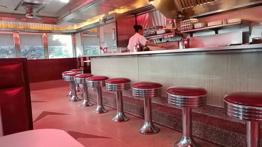 Georgies Diner | restaurant | 427 Elm St, West Haven, CT 06516, USA | 2039331000 OR +1 203-933-1000