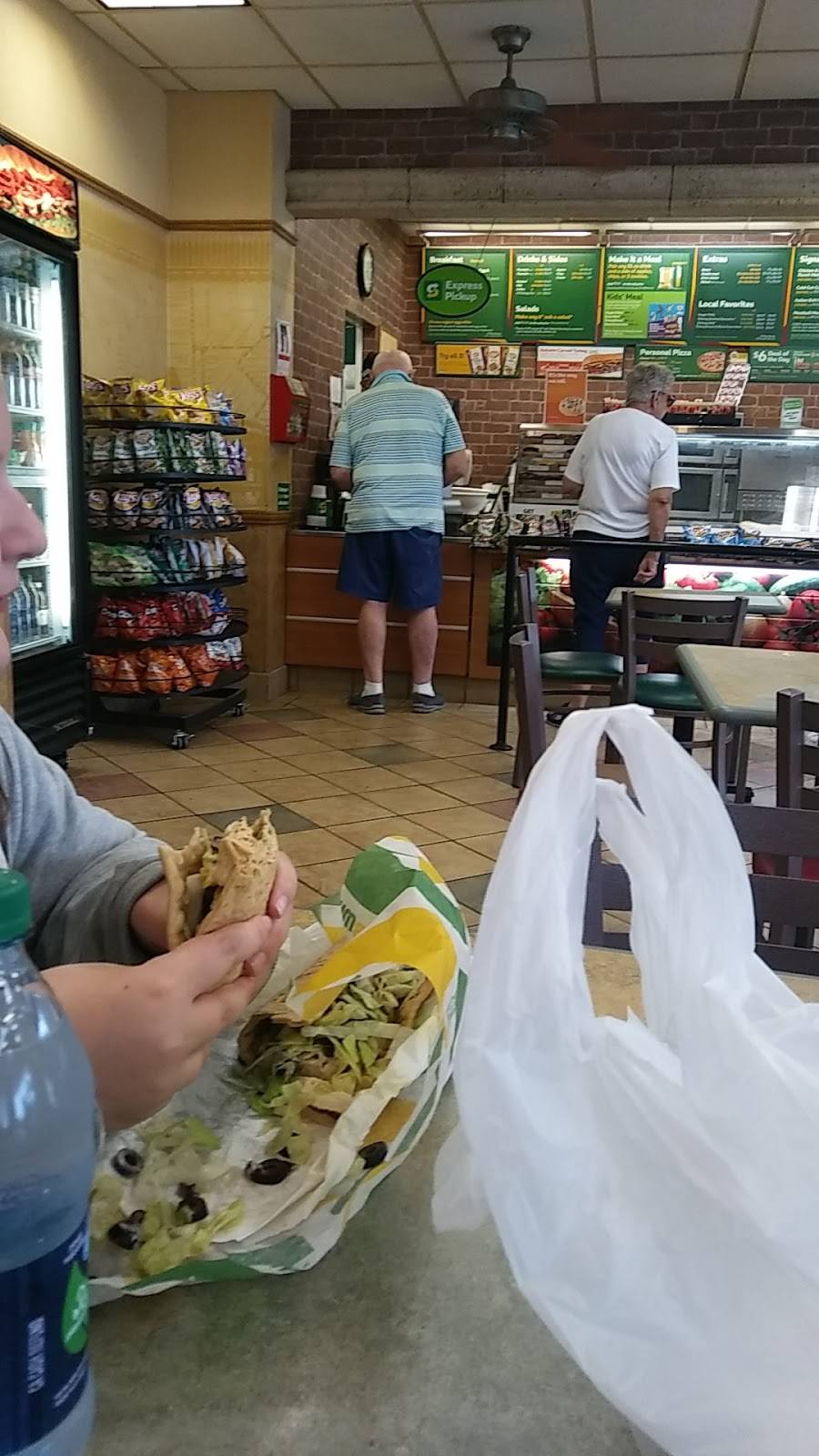 Subway Restaurants | restaurant | 5406 A Gall Blvd Hwy 301, Zephyrhills, FL 33542, USA | 8137821381 OR +1 813-782-1381