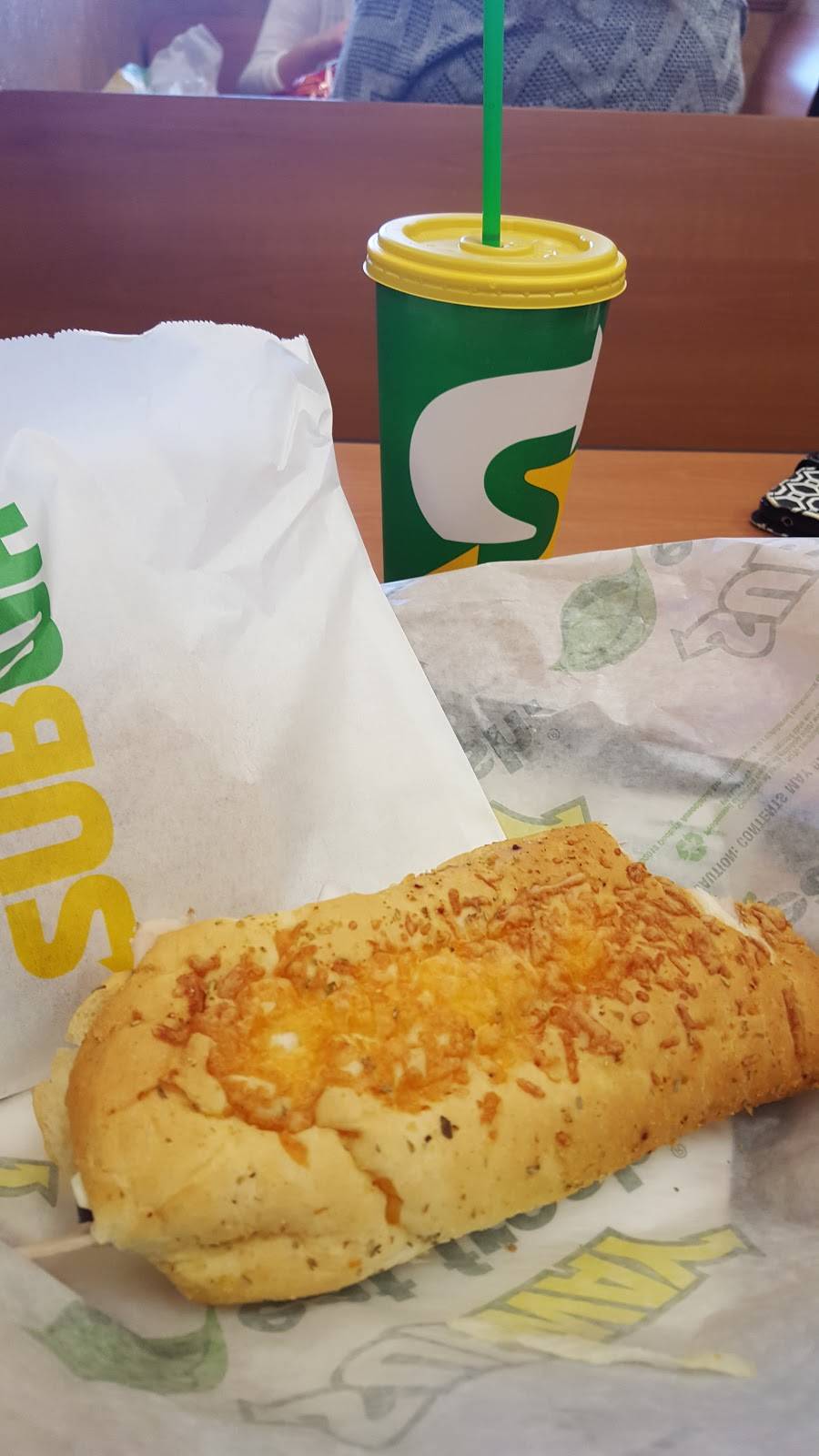 Subway Restaurants | restaurant | 228 E Main St, Anoka, MN 55303, USA | 7634213222 OR +1 763-421-3222