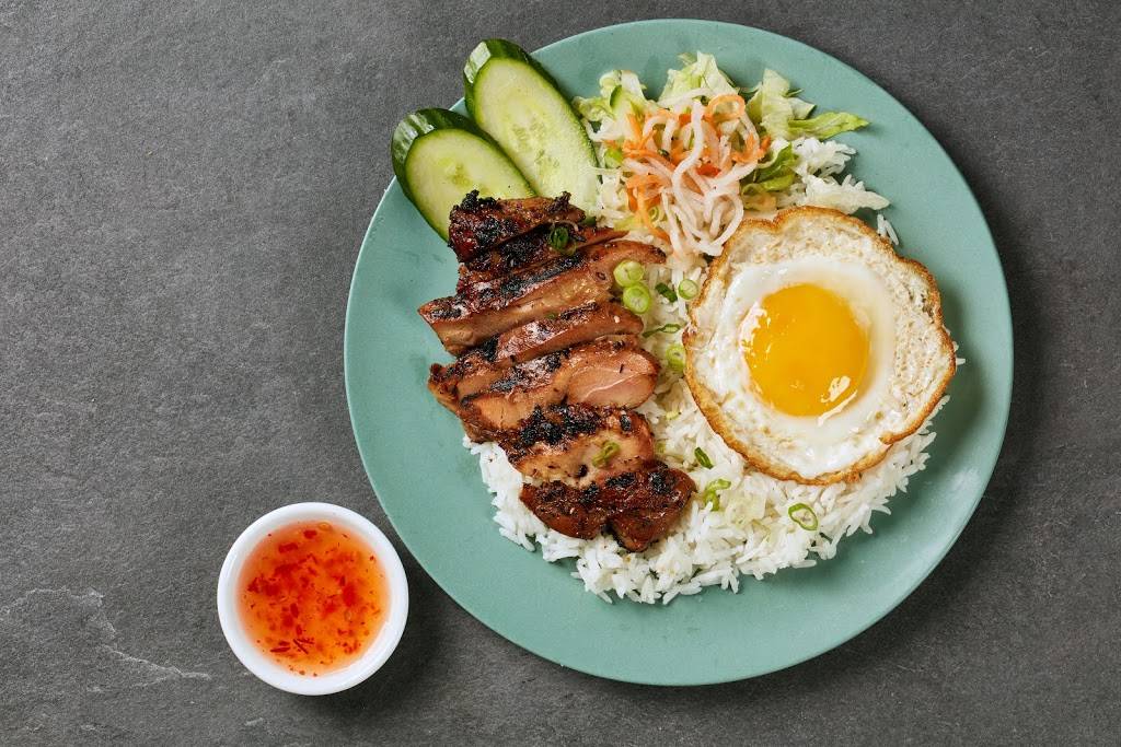 Szechuan Szechuan | restaurant | 1 Bass Pro Mills Dr Unit 2, Concord, ON L4K 5W4, Canada | 9057388398 OR +1 905-738-8398