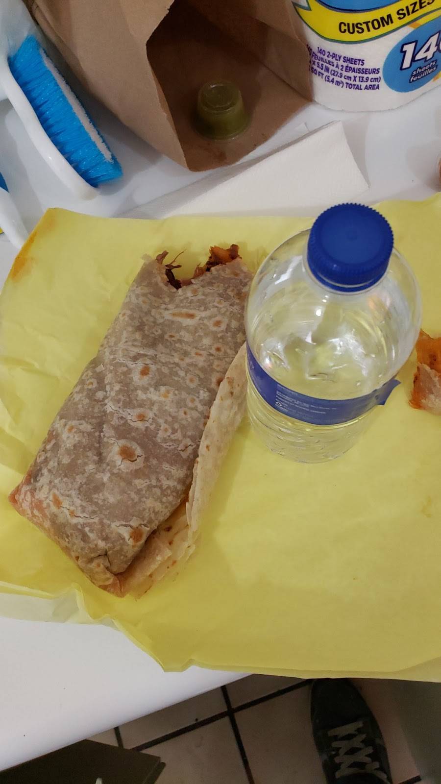 Nicos Mexican Food | restaurant | 3910 E 29th St, Tucson, AZ 85711, USA | 5205120312 OR +1 520-512-0312