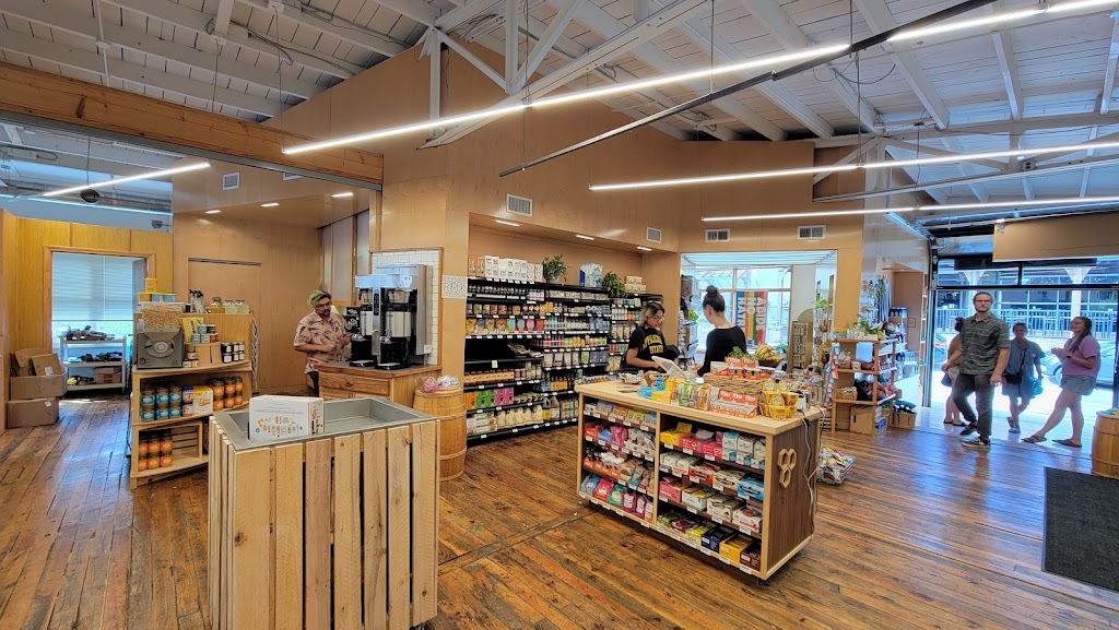 Wildwood Community Market | restaurant | 182 Howard St, Boone, NC 28607, USA | 8288653030 OR +1 828-865-3030