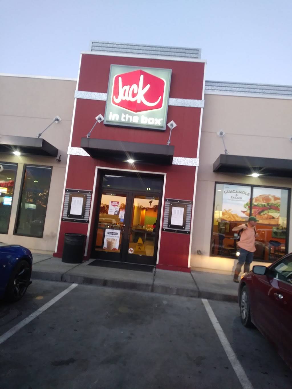 Jack in the Box | restaurant | 1405 N Loop W #336, Conroe, TX 77304, USA | 9364415369 OR +1 936-441-5369