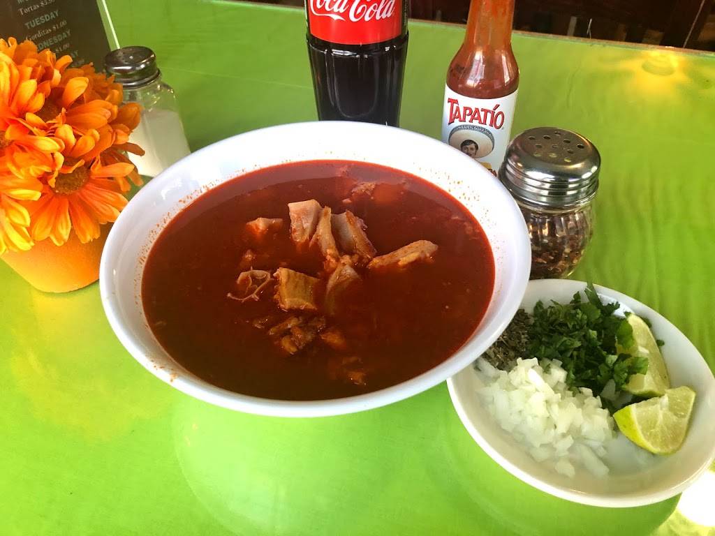 Silvia’s Authentic Mexican Cuisine | restaurant | 2345 N Broadway Ave, Wichita, KS 67219, USA | 3162264067 OR +1 316-226-4067