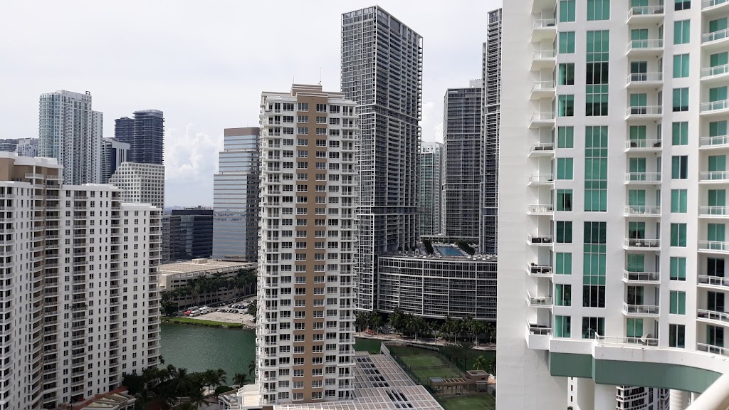 Burger Love | meal delivery | 645 Brickell Key Dr, Miami, FL 33131, USA | 7865022497 OR +1 786-502-2497