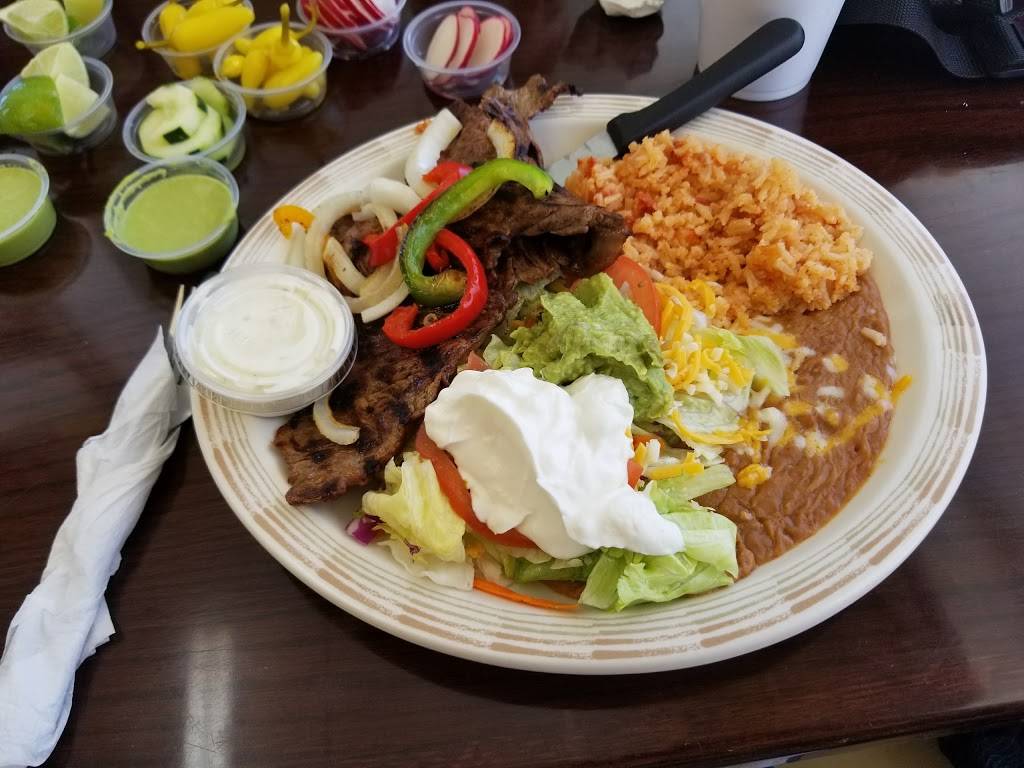 CASA FRESH MEXICAN GRILL & BURGERS | restaurant | 177 N Raymond Ave, Fullerton, CA 92831, USA | 7148693137 OR +1 714-869-3137