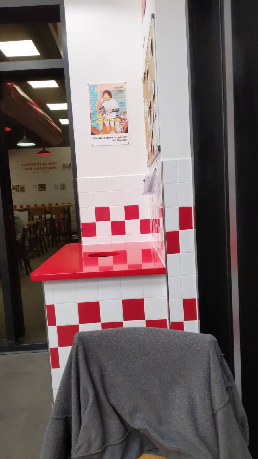 Five Guys | restaurant | 1778 S Hanley Rd, St. Louis, MO 63144, USA | 3142820202 OR +1 314-282-0202