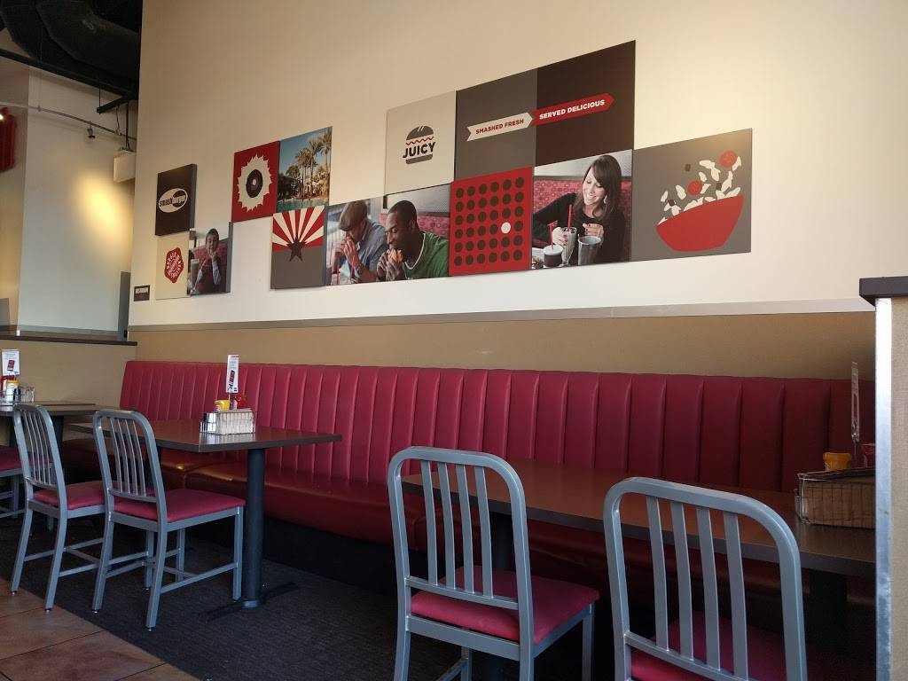 Smashburger | Delivery & Takeout Available | restaurant | 815 E Baseline Rd, Tempe, AZ 85283, USA | 4808389933 OR +1 480-838-9933