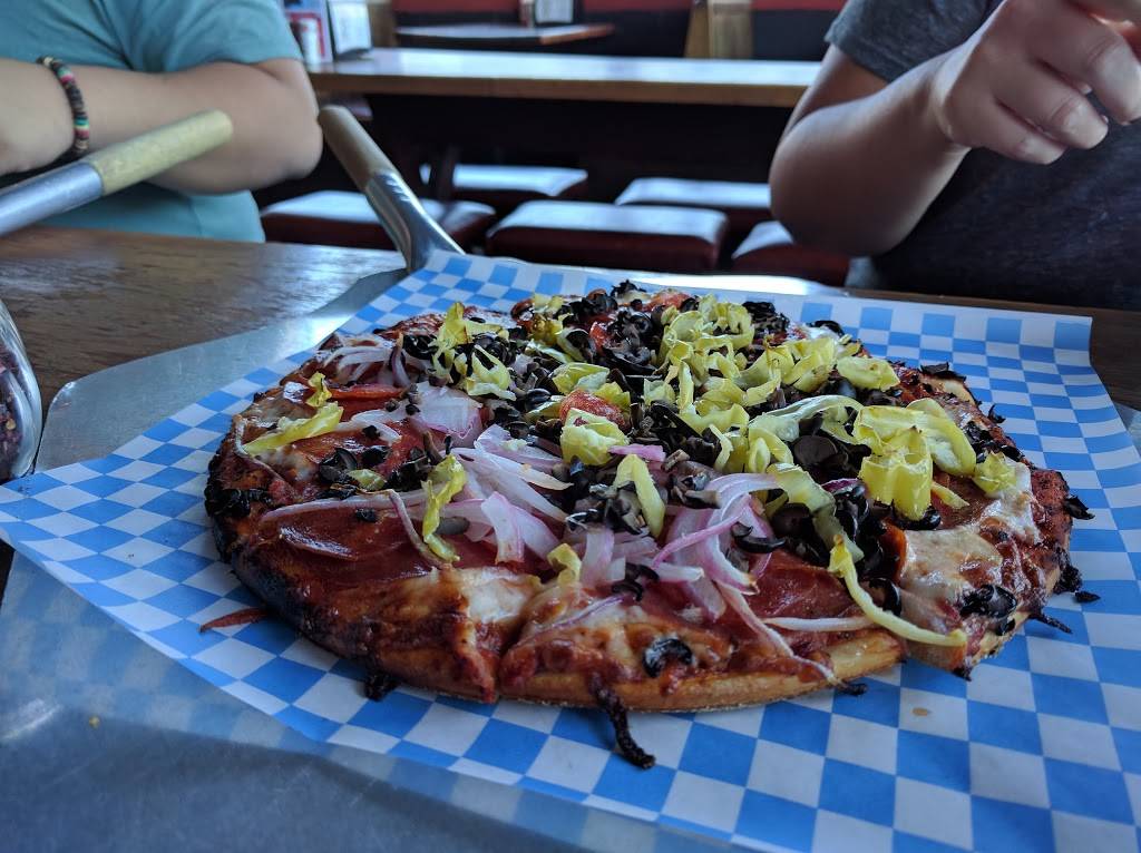 Pizza Harbor | restaurant | 39 N Edgewood St, Seaside, OR 97138, USA | 5037387210 OR +1 503-738-7210