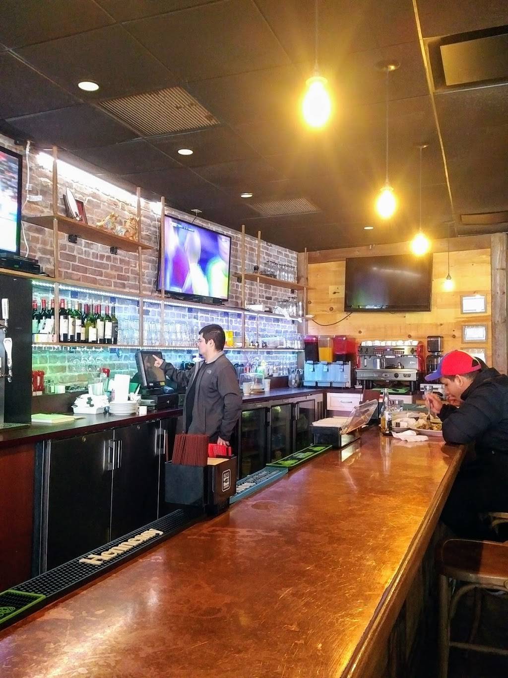 Fiesta On Main | restaurant | 249 Main St, Stamford, CT 06901, USA | 2033234300 OR +1 203-323-4300