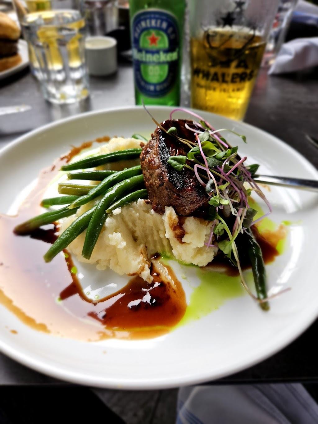 BEECH | restaurant | 13 Narragansett Ave, Jamestown, RI 02835, USA | 4015604051 OR +1 401-560-4051