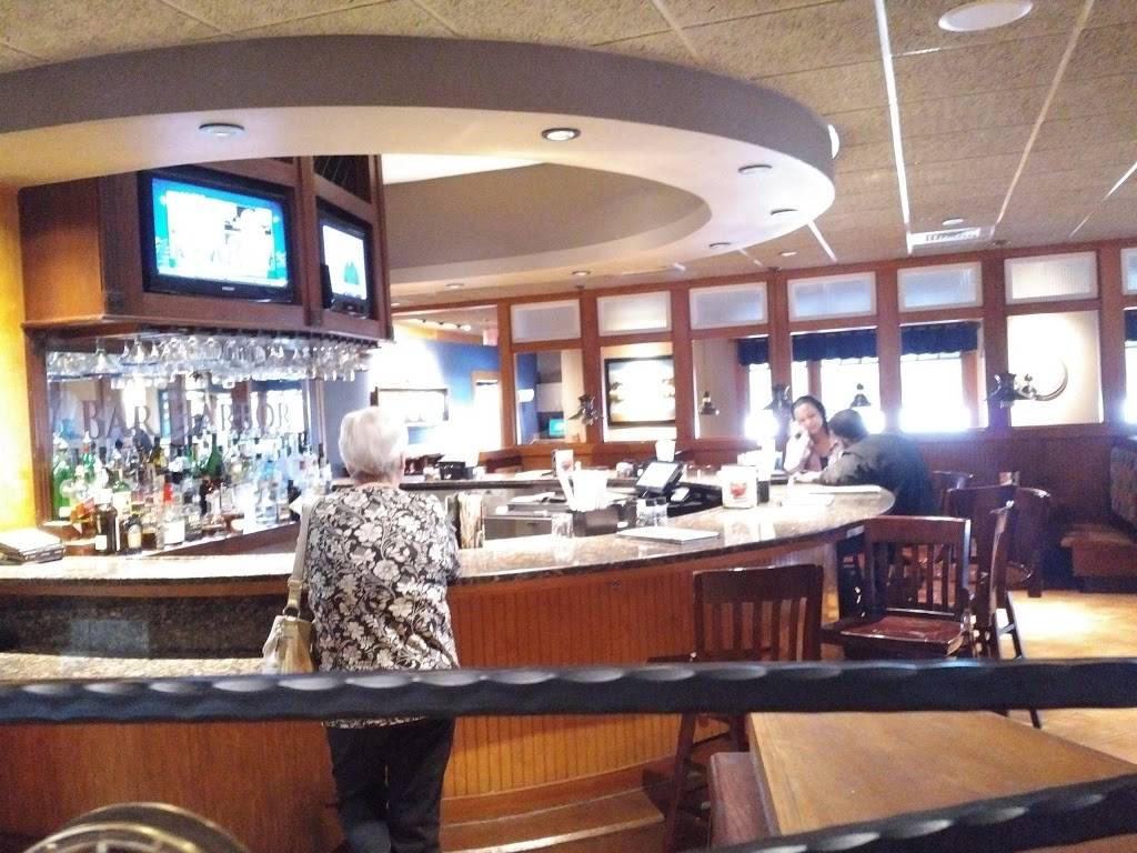 Red Lobster | restaurant | 8180 Rosedale Hwy, Bakersfield, CA 93312, USA | 6615899956 OR +1 661-589-9956