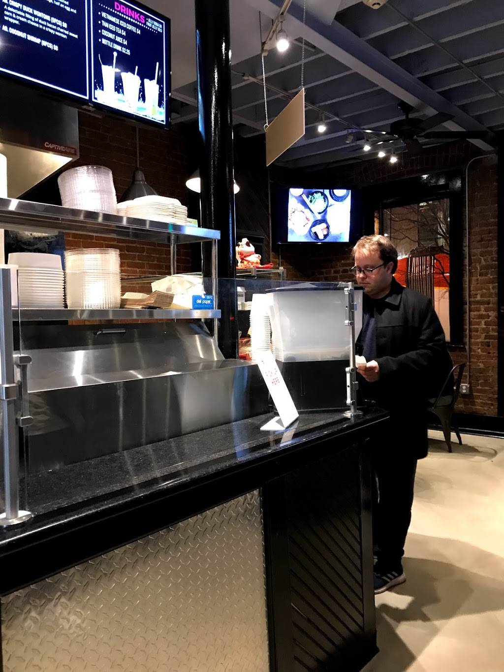 The Red Boat Asian Fusion | restaurant | 500 H St NE, Washington, DC 20002, USA | 2025460402 OR +1 202-546-0402