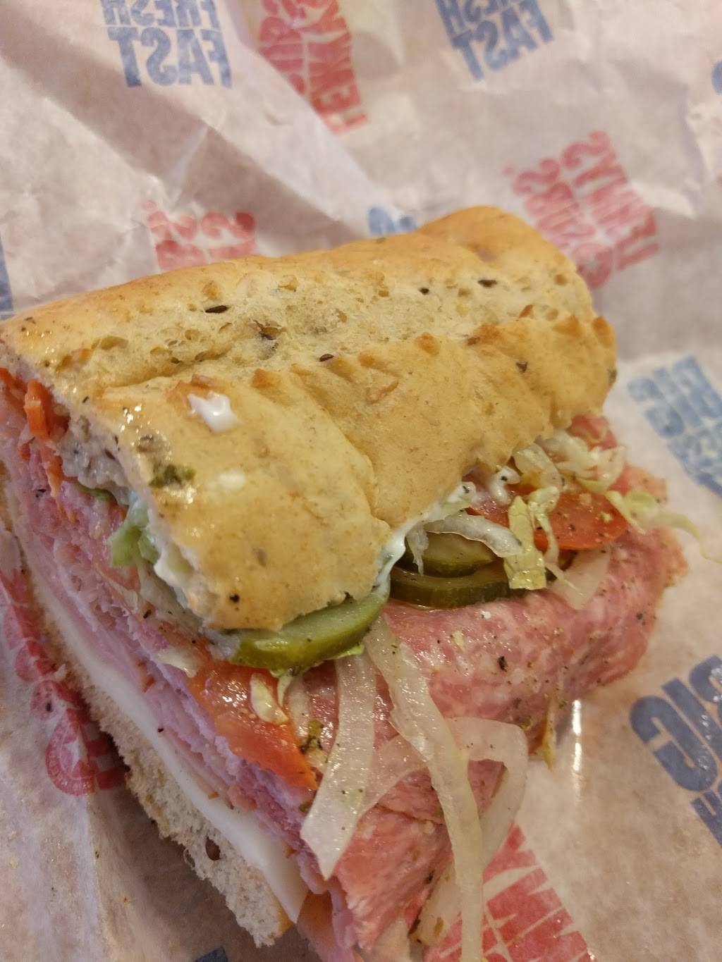 Lennys Grill & Subs | meal takeaway | 12 S Cooper St, Memphis, TN 38104, USA | 9012765775 OR +1 901-276-5775