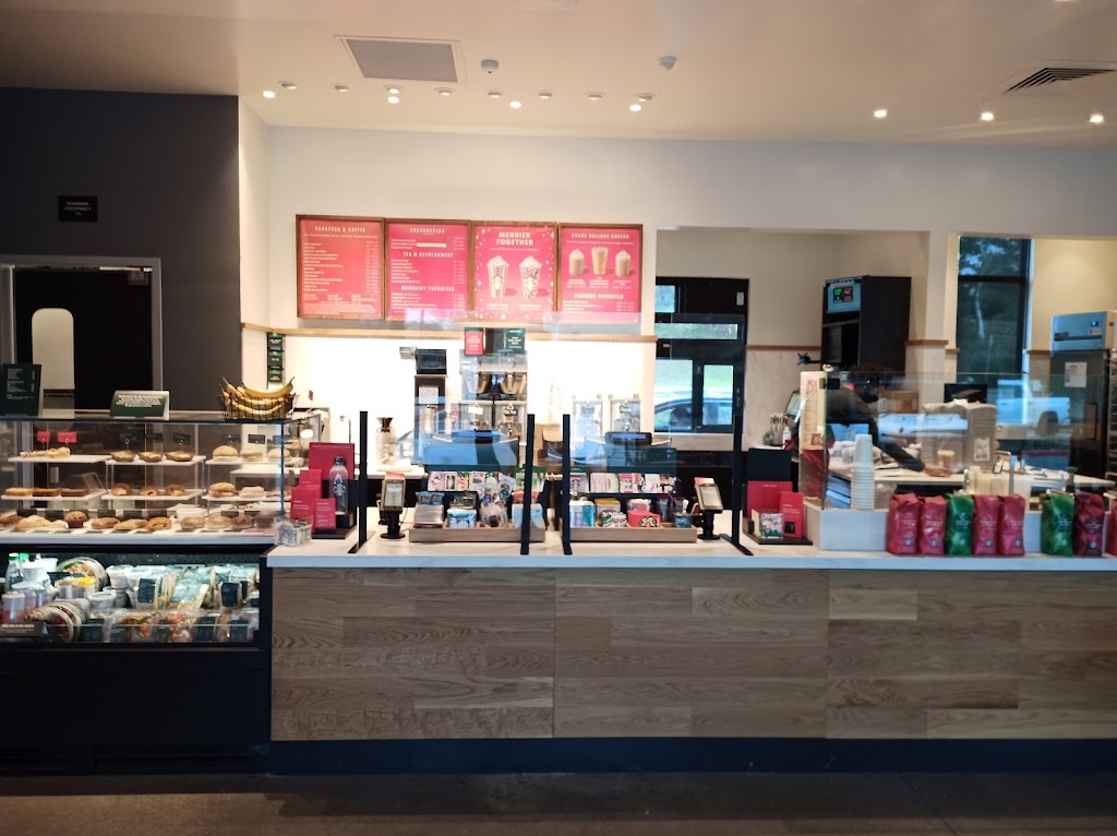 Starbucks | cafe | 15885 Dam Rd, Clearlake, CA 95422, USA | 7074400689 OR +1 707-440-0689