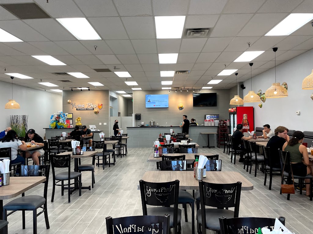 Yuma Pho | restaurant | 394 E 16th St, Yuma, AZ 85364, USA | 9282597190 OR +1 928-259-7190