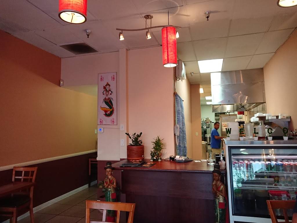 Garden Thai Restaurant | restaurant | 1764 E Lugonia Ave #104, Redlands, CA 92374, USA | 9093899890 OR +1 909-389-9890