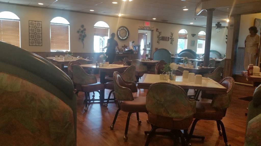 Marilyns Family Restaurant | restaurant | 25812 S Governors Hwy, Monee, IL 60449, USA | 7085348467 OR +1 708-534-8467