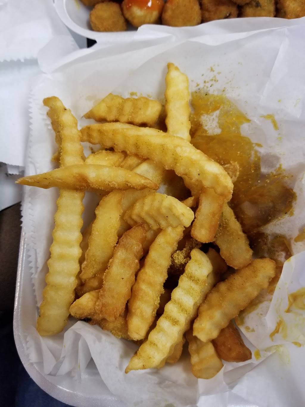 Dbos Wings N More | restaurant | 4407 Elvis Presley Blvd, Memphis, TN 38116, USA | 9013459464 OR +1 901-345-9464