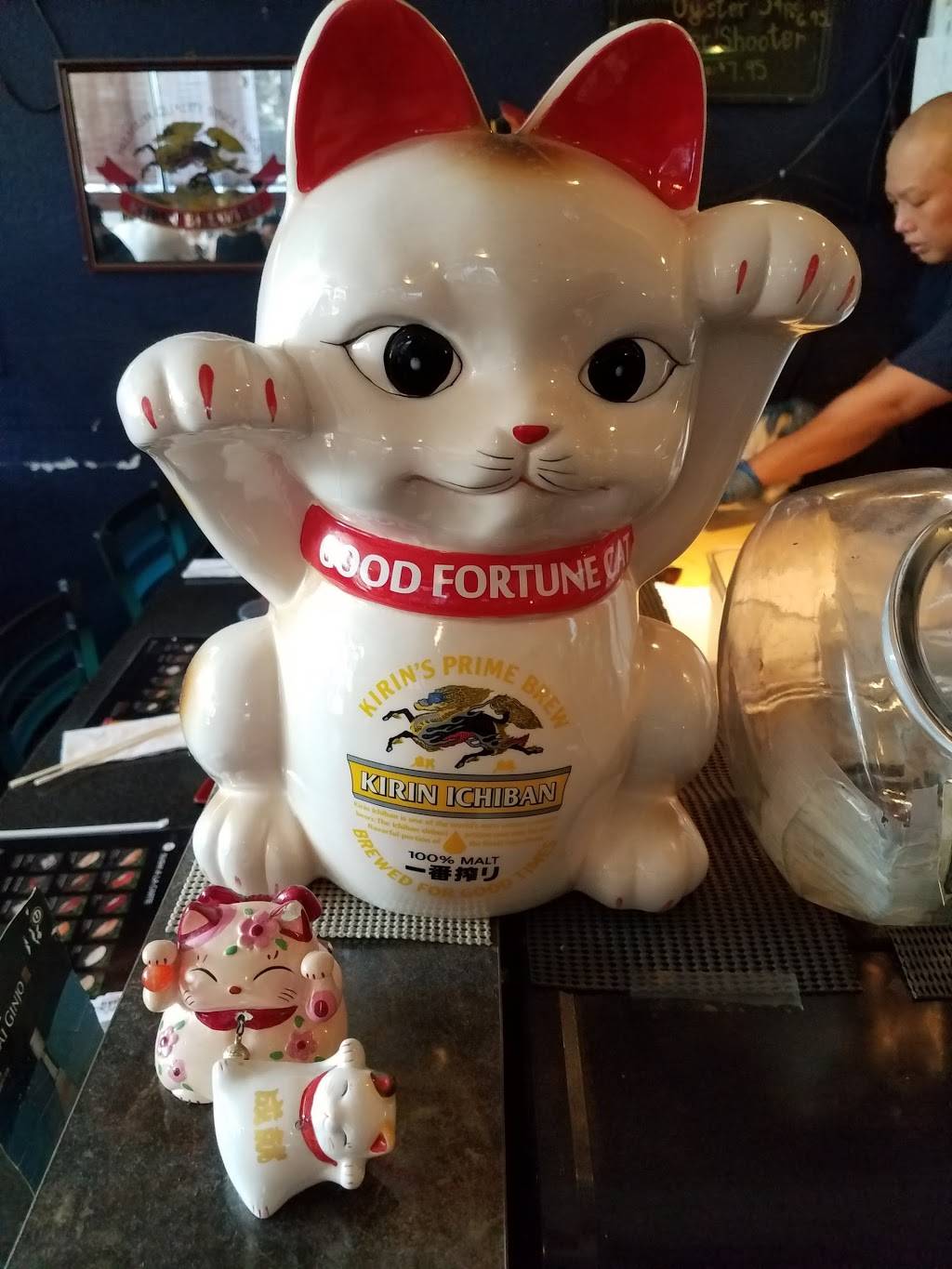 Oishii Sushi & Teriyaki | restaurant | 23581 Sunnymead Ranch Pkwy #123, Moreno Valley, CA 92557, USA | 9514881136 OR +1 951-488-1136