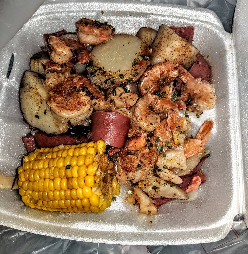 Birds Wings and Things | restaurant | 226 W Moring St, Swainsboro, GA 30401, USA | 4782992574 OR +1 478-299-2574